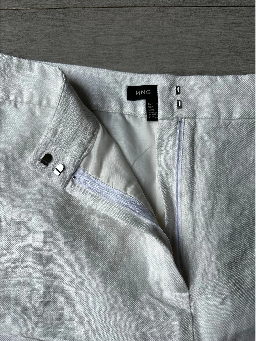 Women’s white tailored MNG sheer lining office pencil skirt knee length size 12